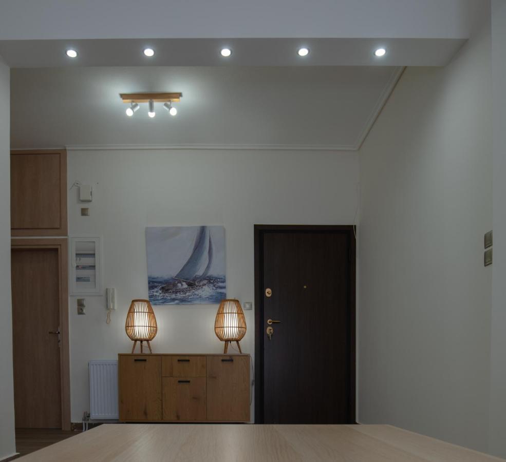 Max Blue Apartment, A Like No Other * Piraeus